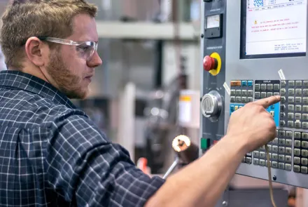  CNC Operater Training 